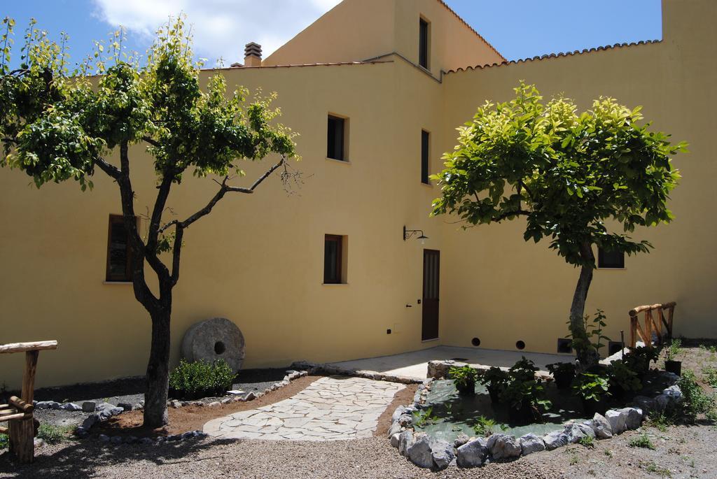 Il Giardino Di Julia B&B Tortora Luaran gambar